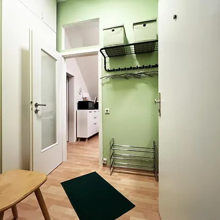 Schutzen-sterne Apartment *