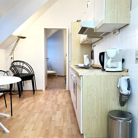 Schutzen-sterne Apartment *